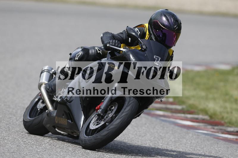 Archiv-2025/07 19.04.2025 Speer Racing ADR/Instruktorentraining/12